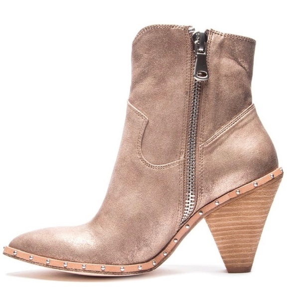 NWT CHINESE LAUNDRY Ramble Champagne Metallic Studded Western Bootie Block heel - Picture 5 of 15